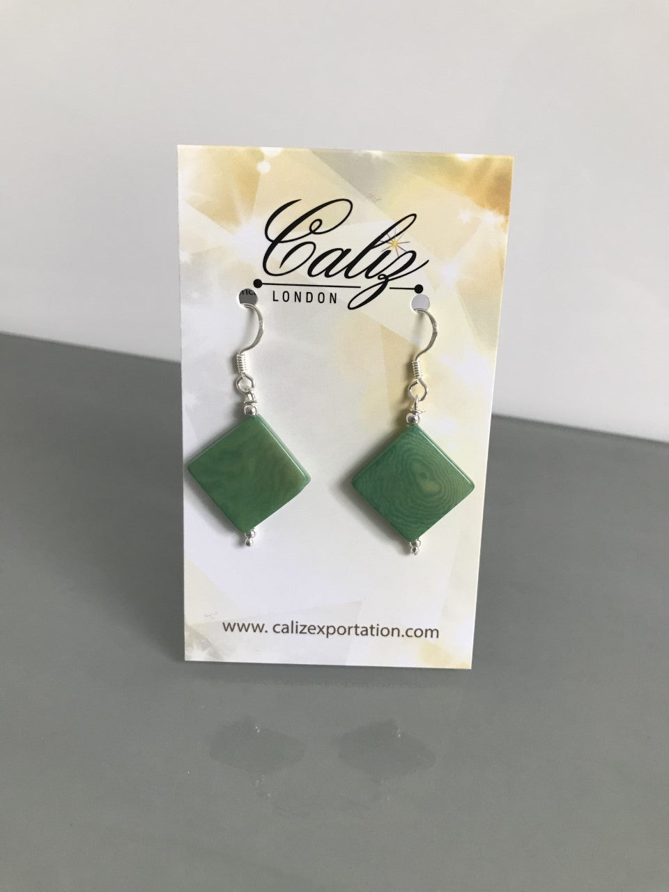 Diamante earrings (14mm) - Green Mint