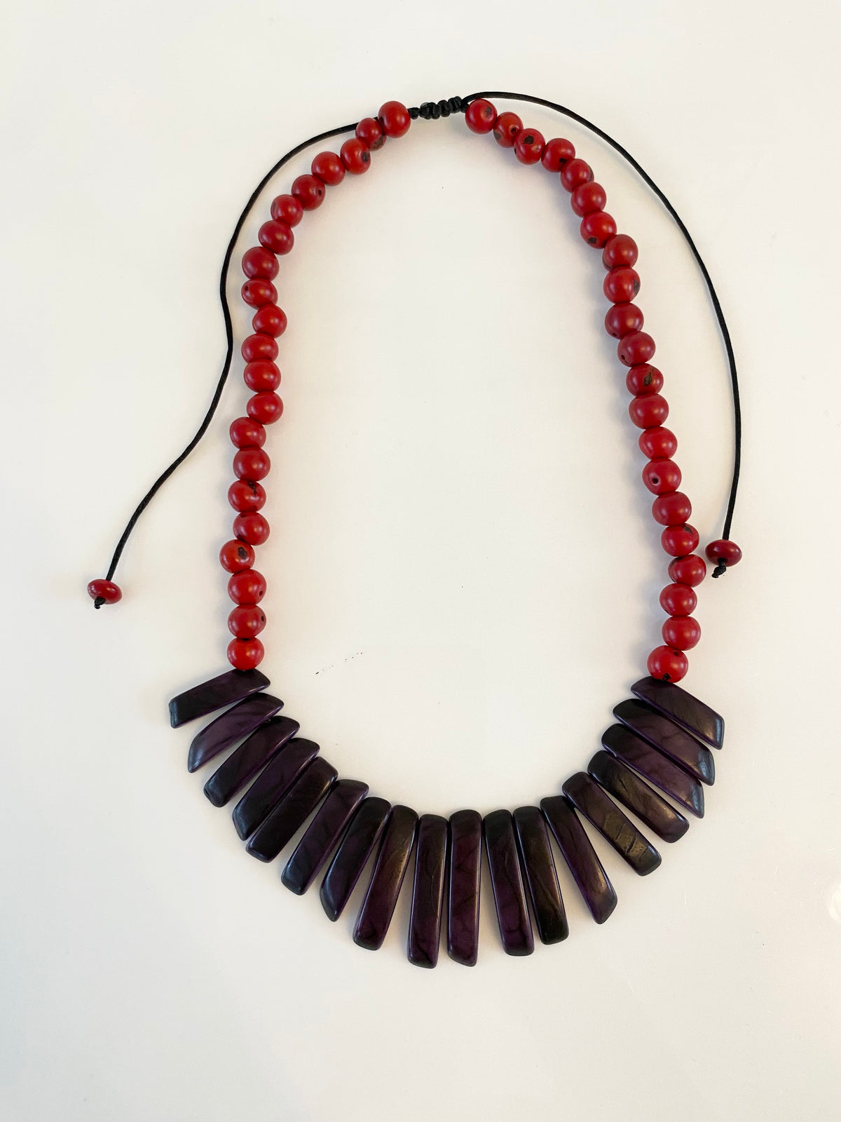 Colmillos necklace - Purple Dark & Red