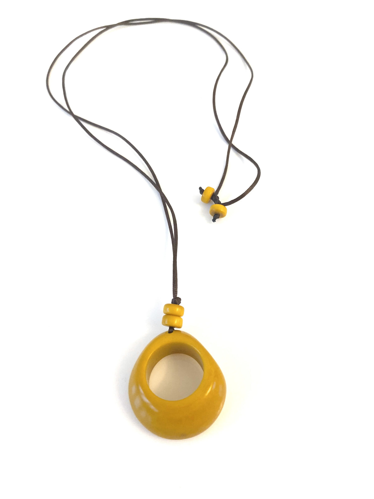 Donut pendant necklace - Mustard