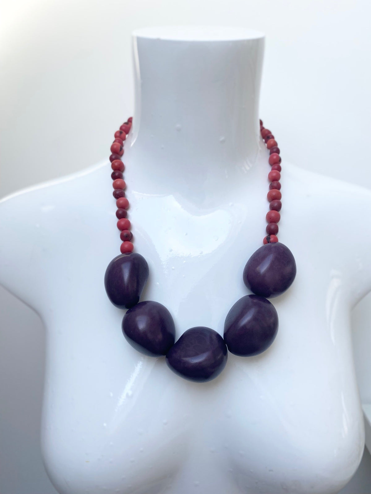 Tagua necklace x 5 - Purple