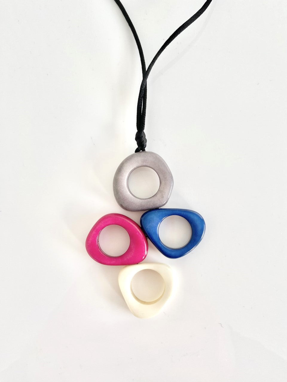 Amuleto pendant necklace - Navy/pink/grey