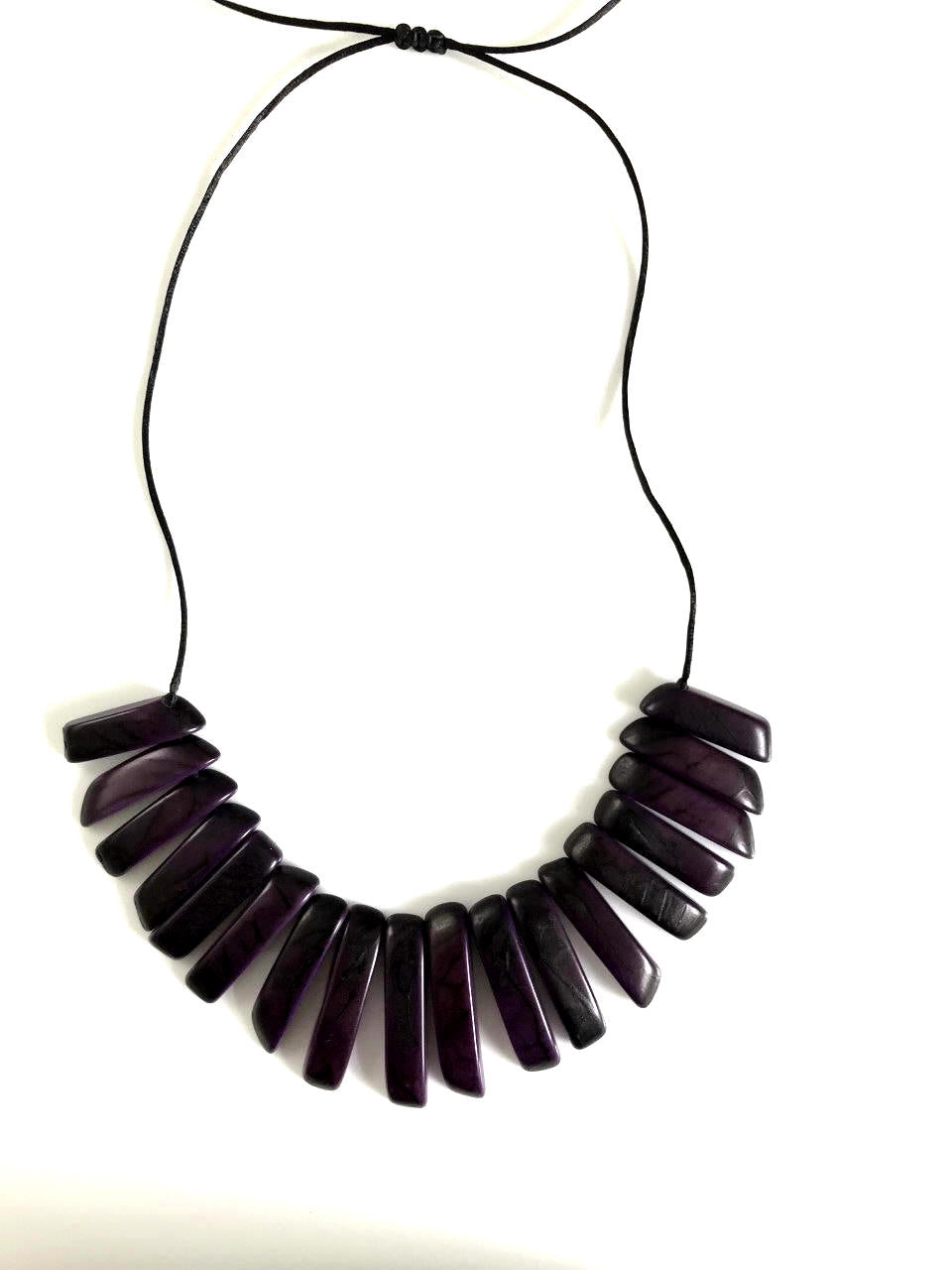 Colmillos necklace - Purple Dark
